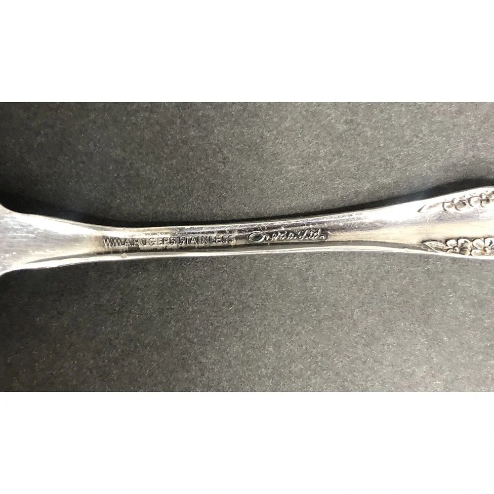 WM A Rogers Deluxe ONEIDA Mansfield 2 Tablespoons & 1 Teaspoon Stainless Steel